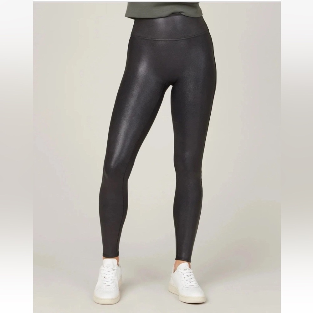 SPANX Shiny Black Women's Leggings